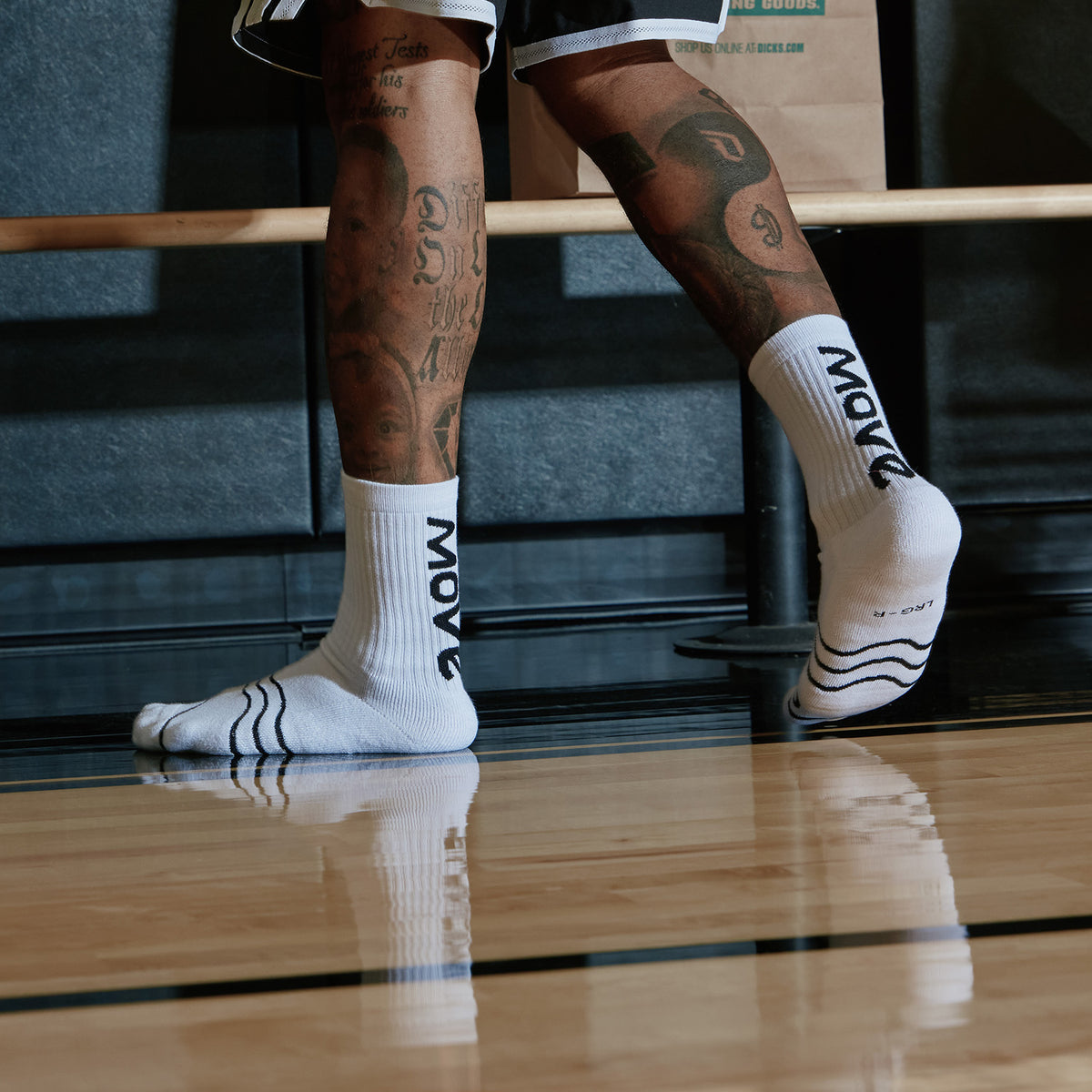 Move Baseline Crew Socks - White